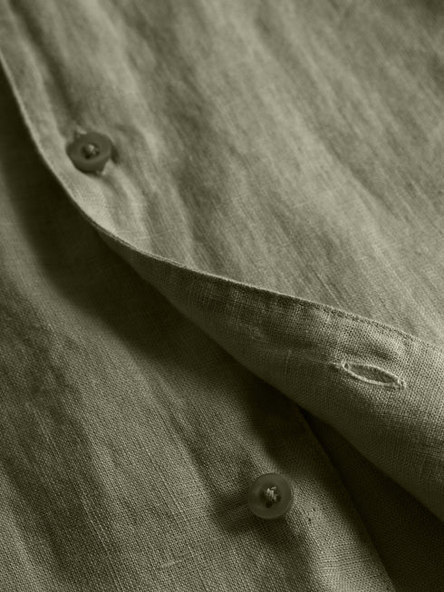 KnowledgeCotton Apparel - Box fit short sleeved linen shirt GOTS/Vegan - Burnt Olive